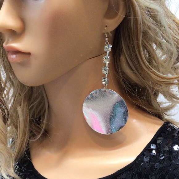 BACK IN STOCK!  Large Glam Silver Rhinestone Dangle Earrings - Picture 1 of 4